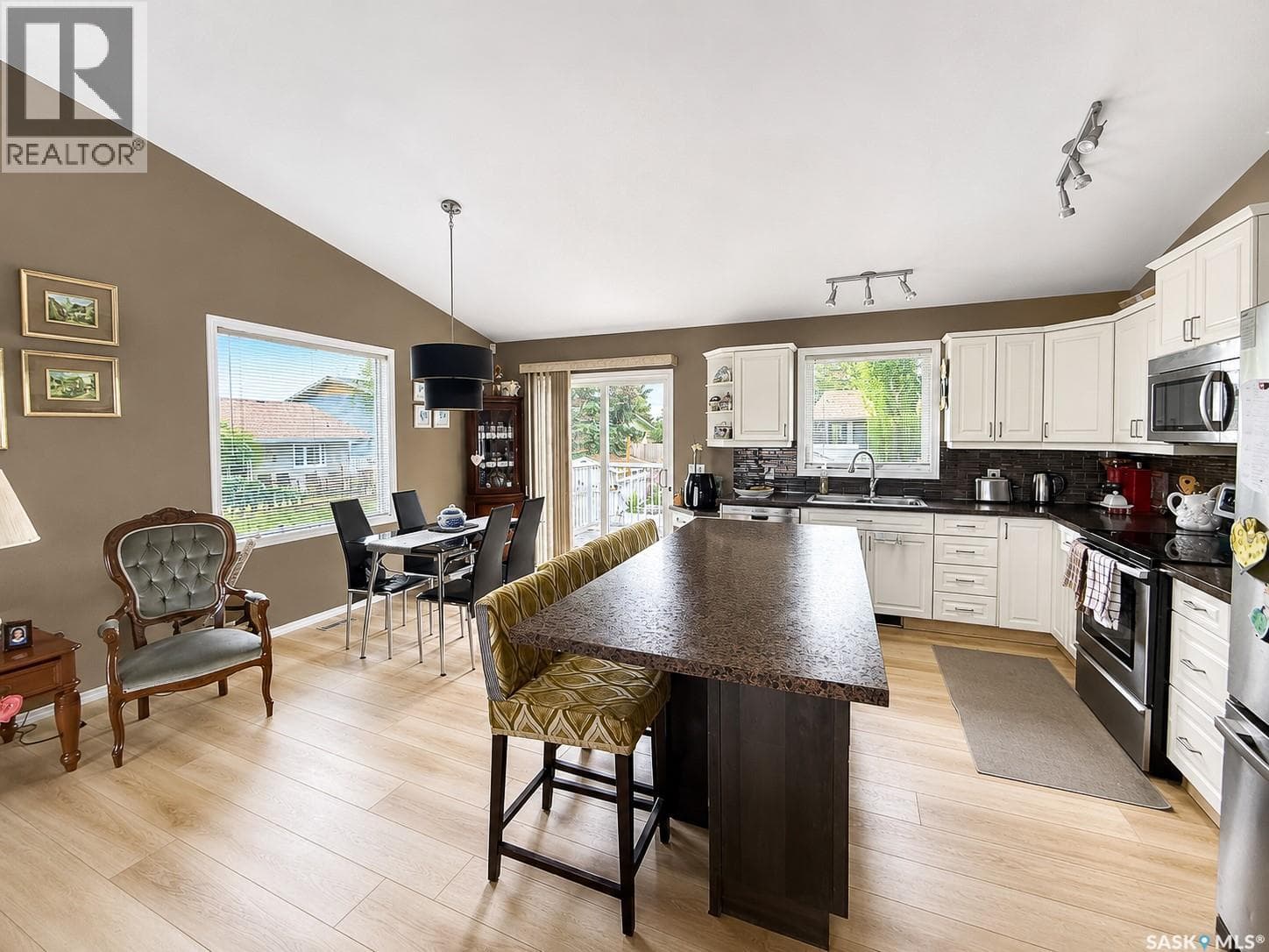 192 Janet DRIVE — photo 3