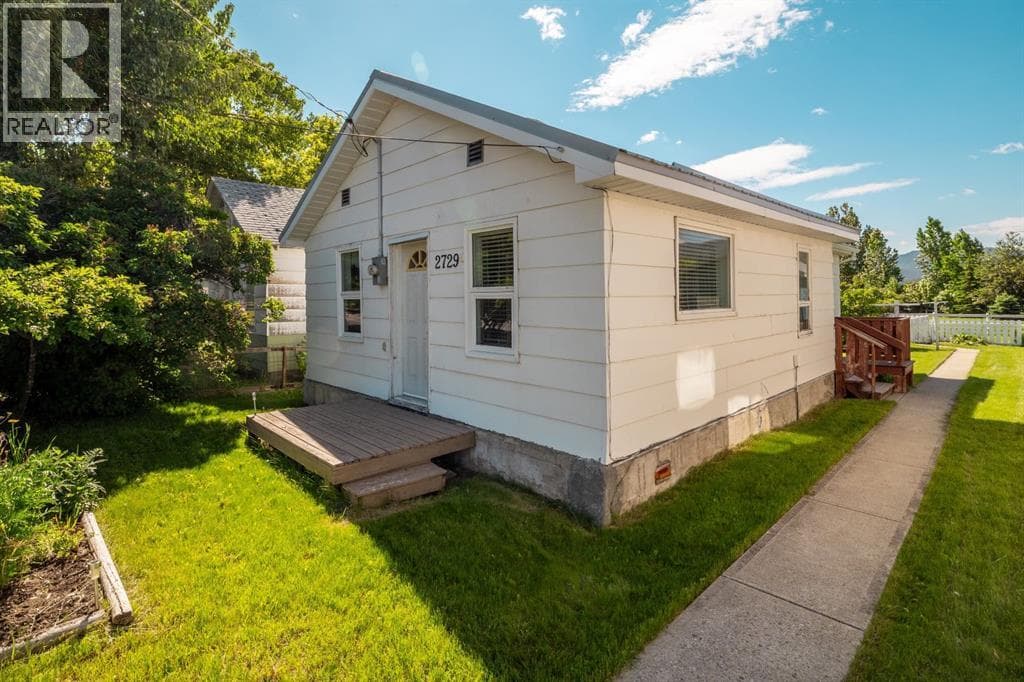 2729 216 Street — photo 3