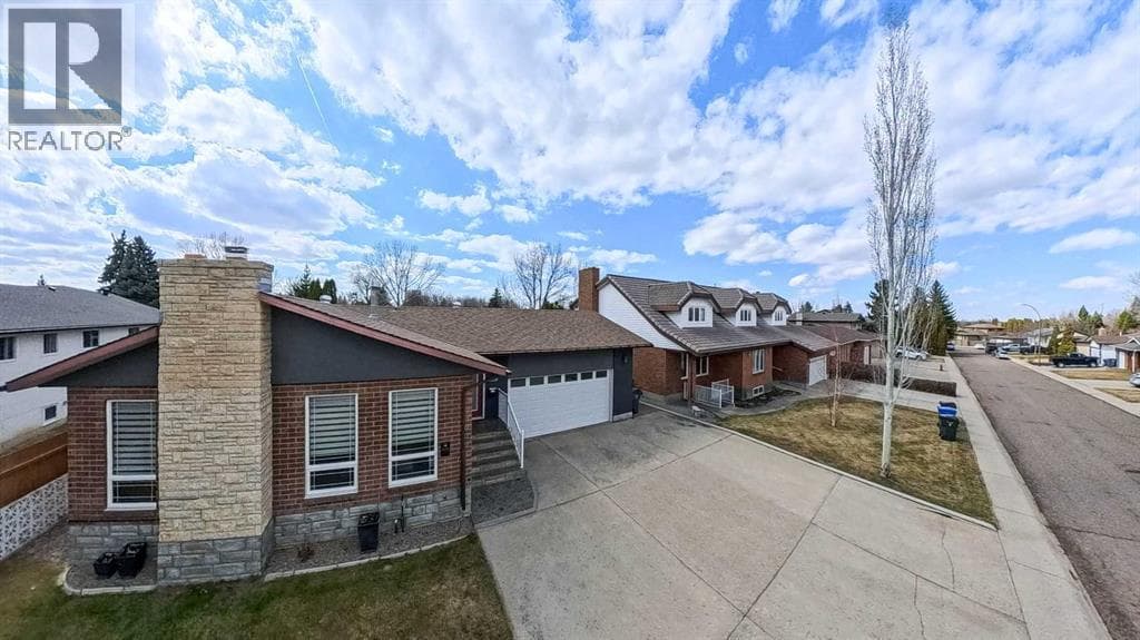 2672 12 Avenue SE — photo 3