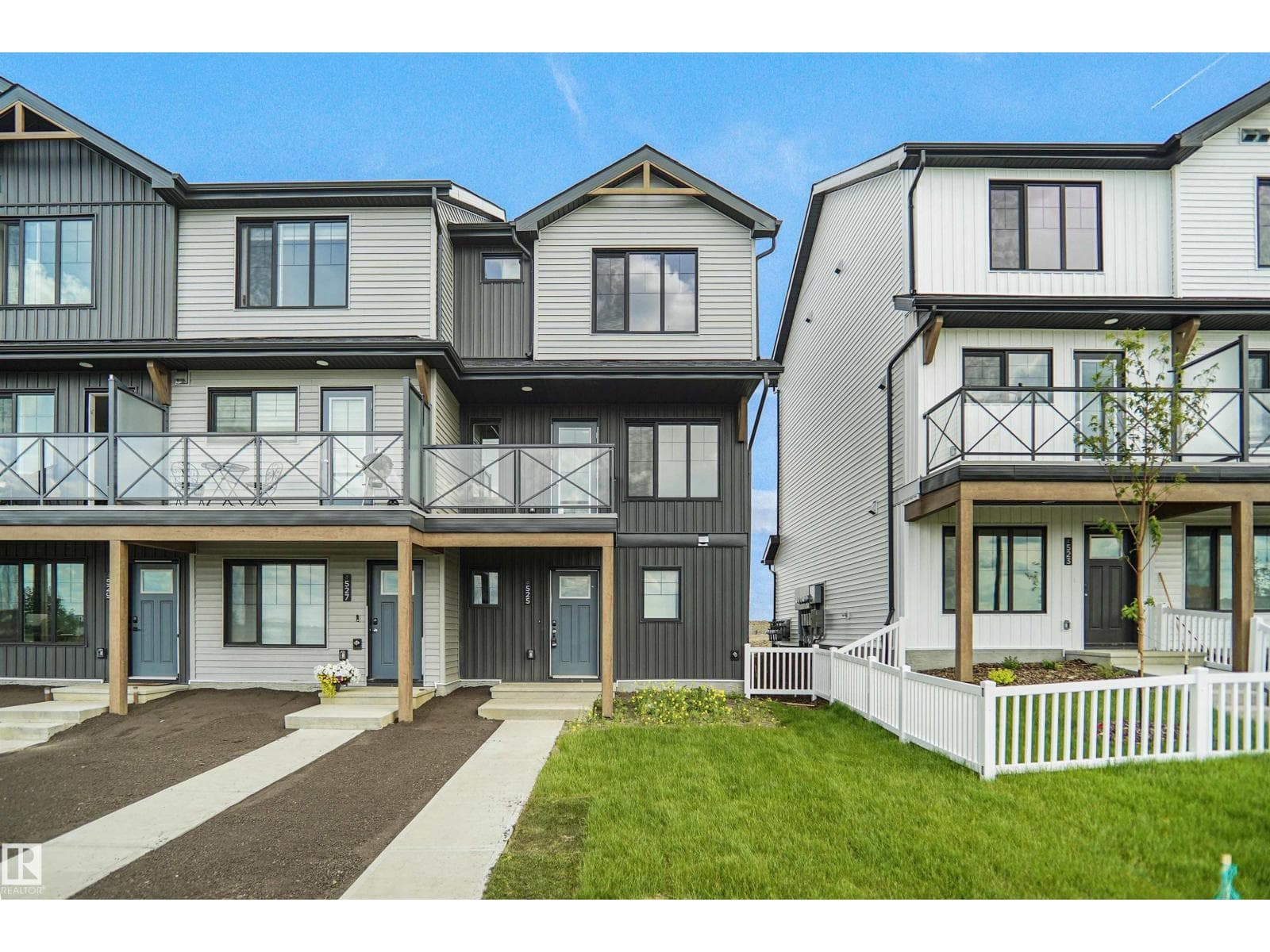 525 ASTER DR NW — photo 2