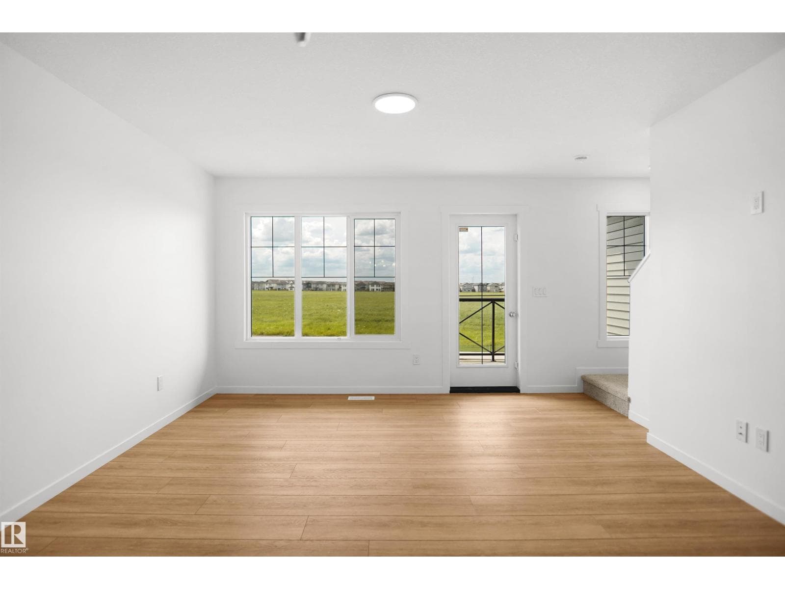 525 ASTER DR NW — photo 4