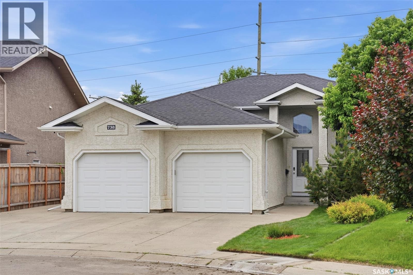 738 Wright CRESCENT — photo 3