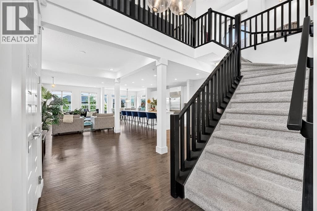 60 Tremblant Terrace SW — photo 3