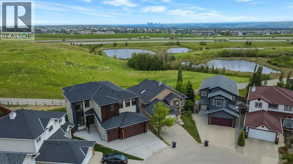 230 Royal Birch View NW — photo 2