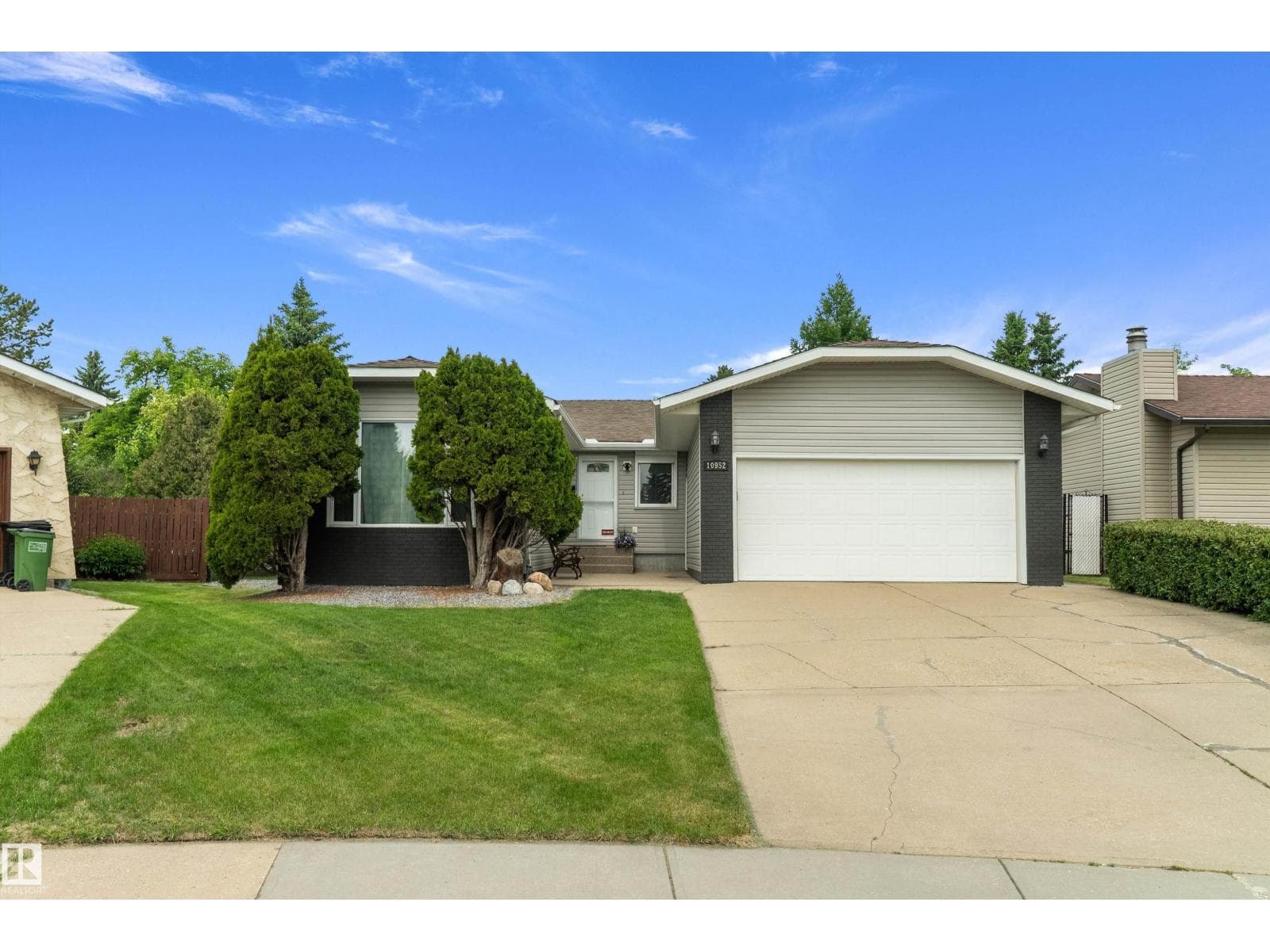 10952 34A AV NW