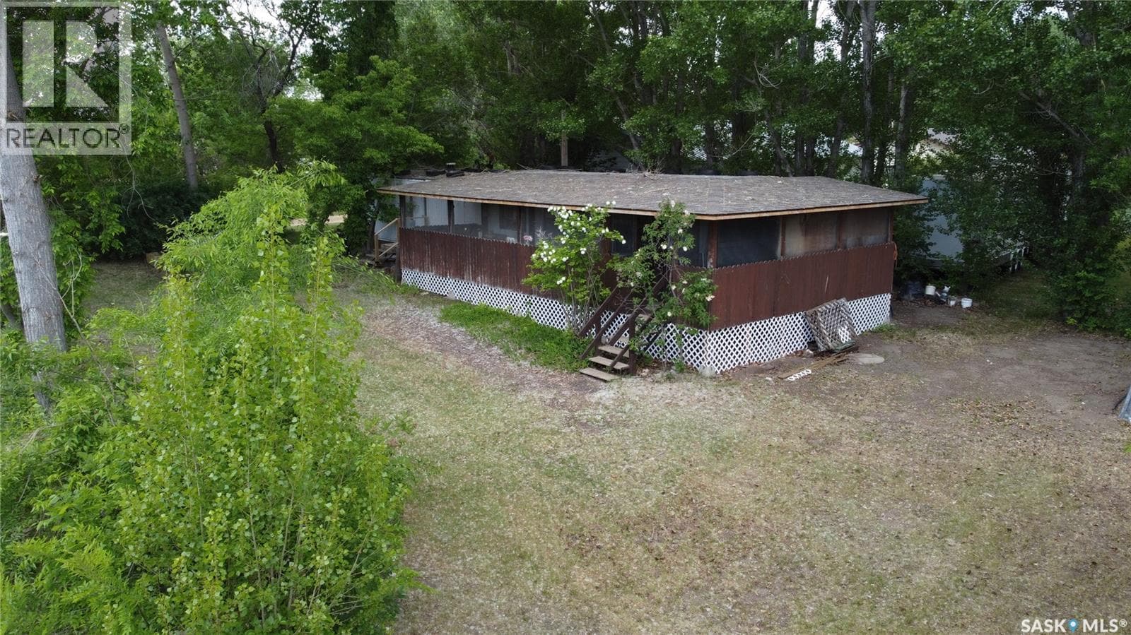 414 Zealandia AVENUE