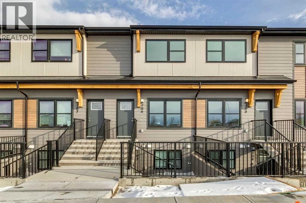 1103, 135 Mahogany Parade SE