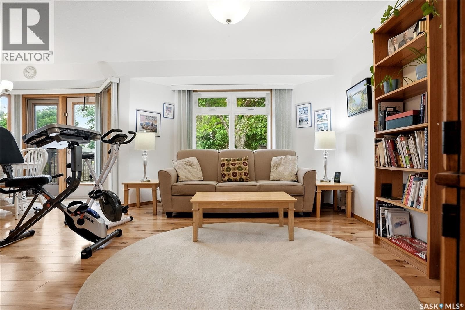 125 420 Heritage CRESCENT — photo 4