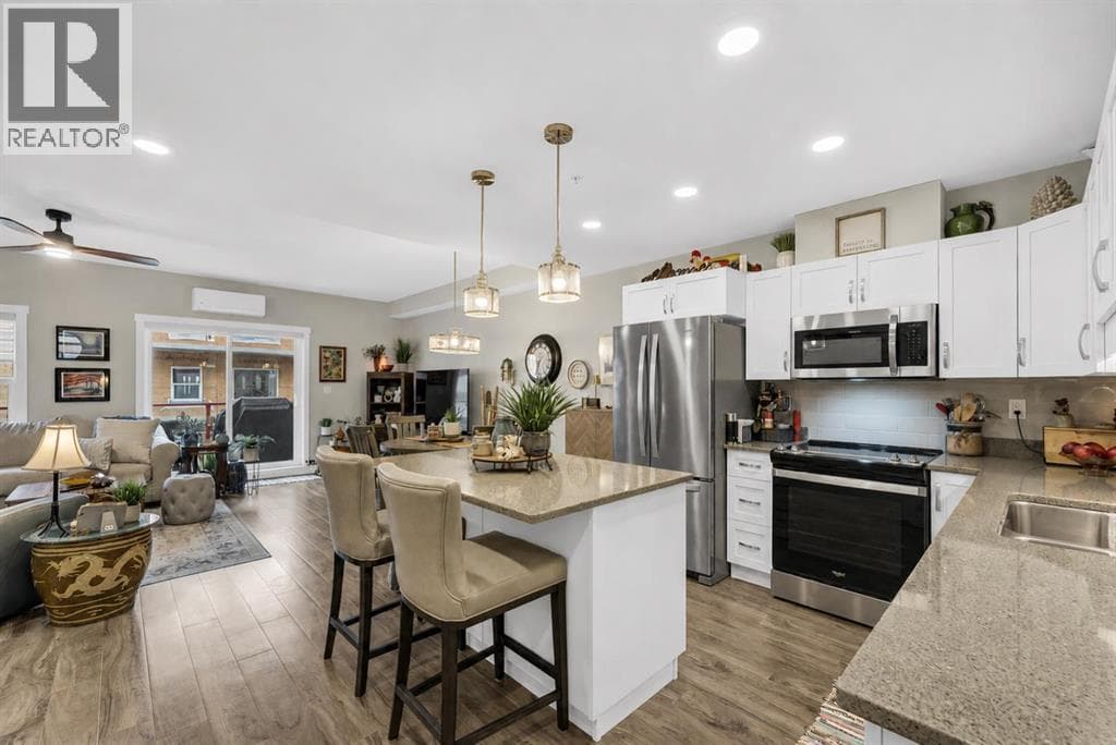 301, 499 Meadow Lake Court — photo 5