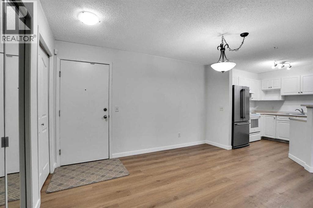 107, 5500 Somervale Court SW — photo 5