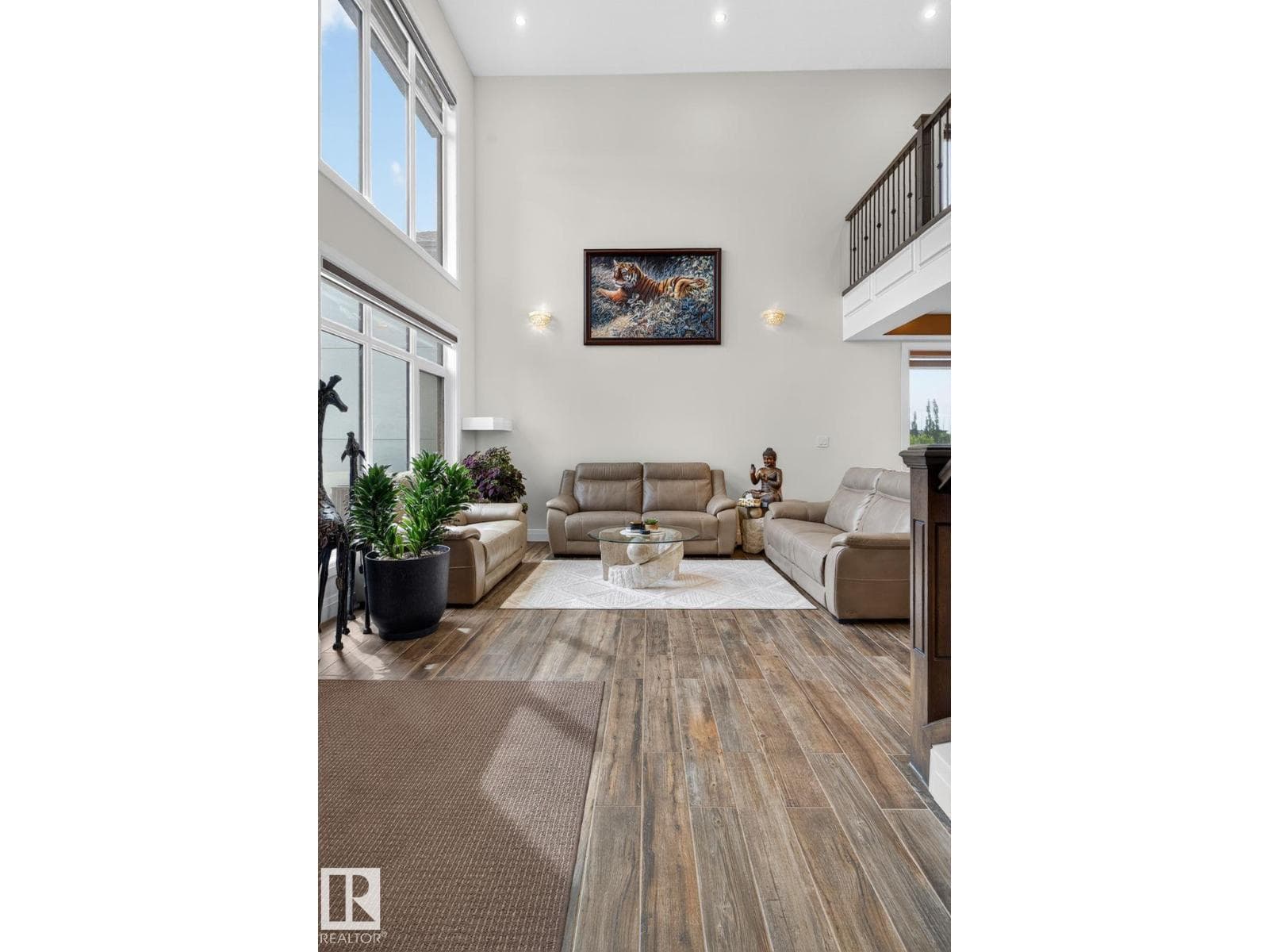 5928 30 ST NE — photo 5