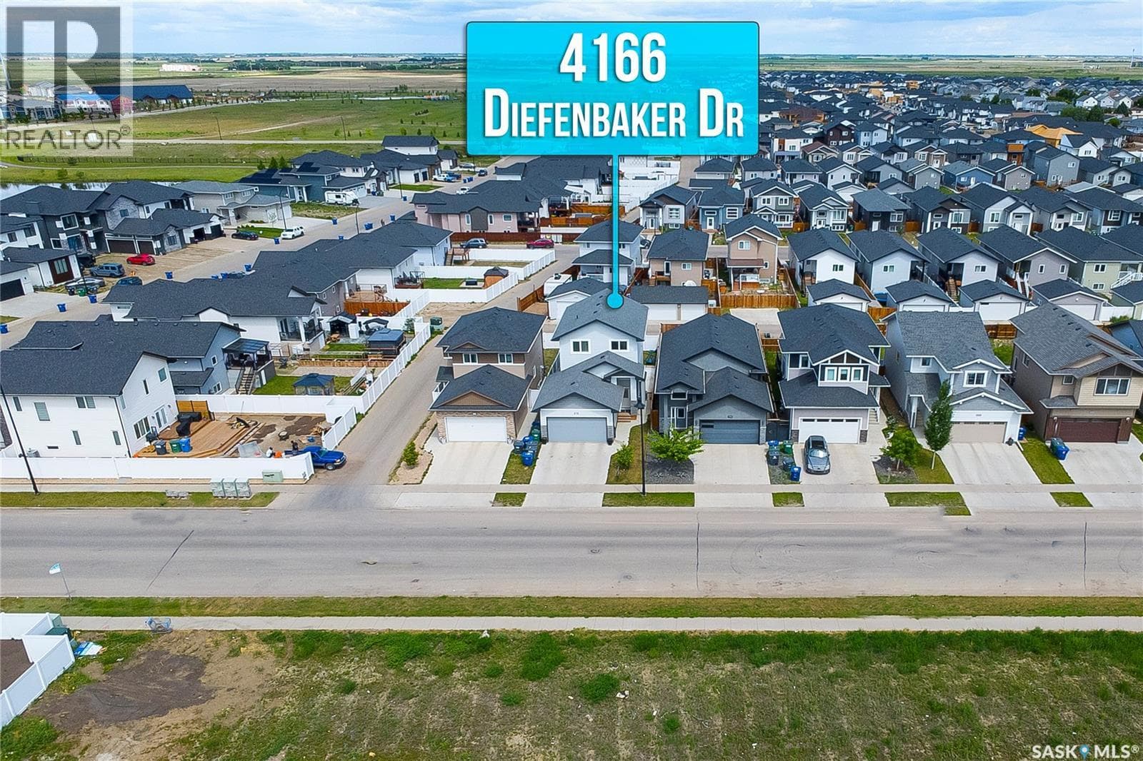 4166 Diefenbaker DRIVE
