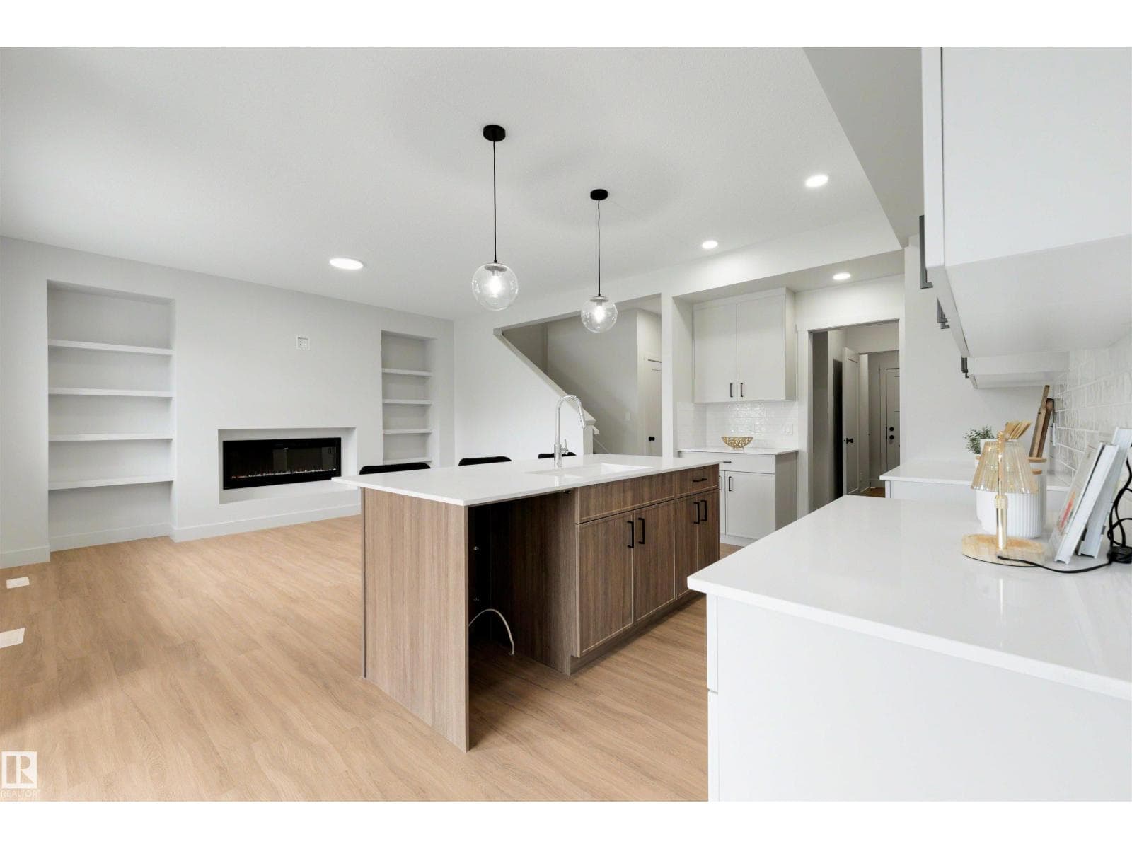 24 Grayson GR — photo 5