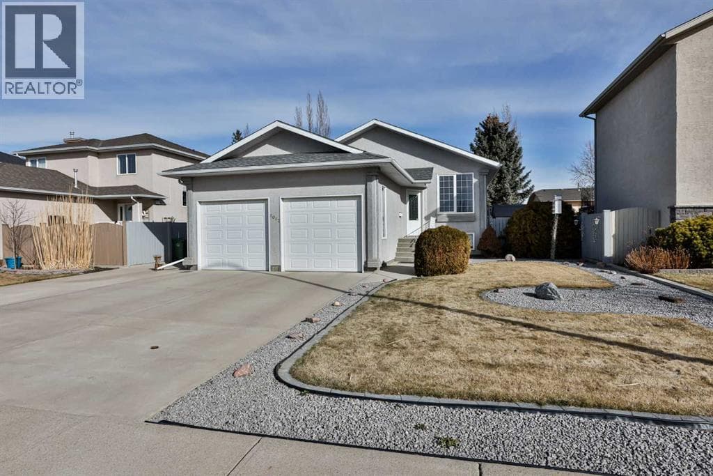 1012 24 Avenue — photo 2