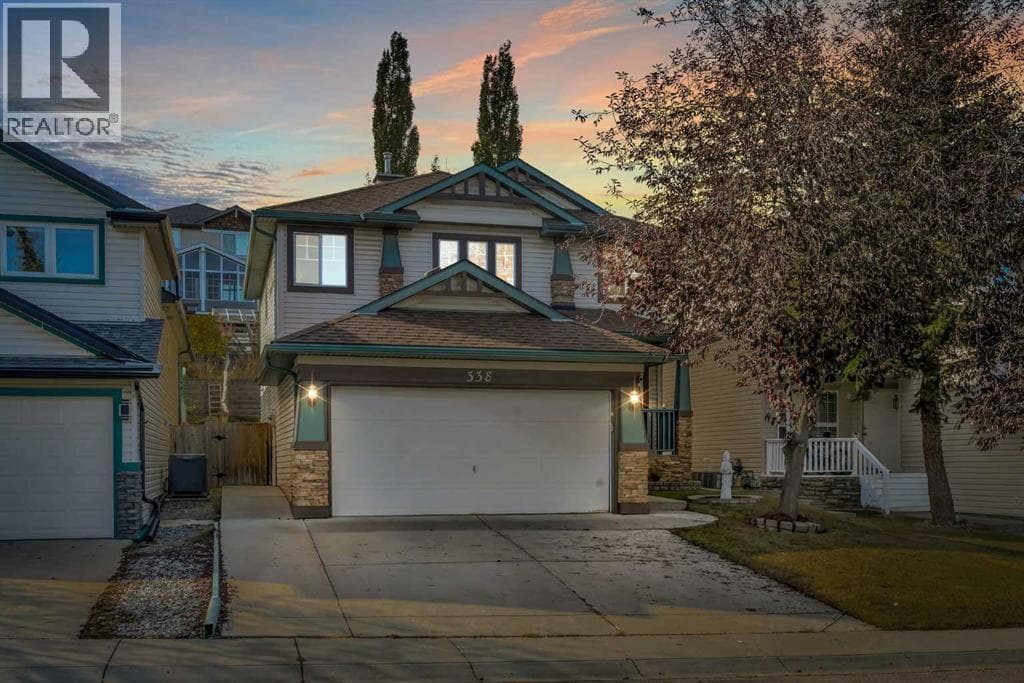 338 Panamount Drive NW — photo 2
