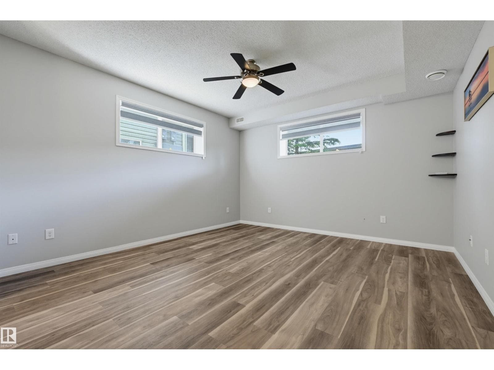 #23 6520 2 AV SW — photo 4