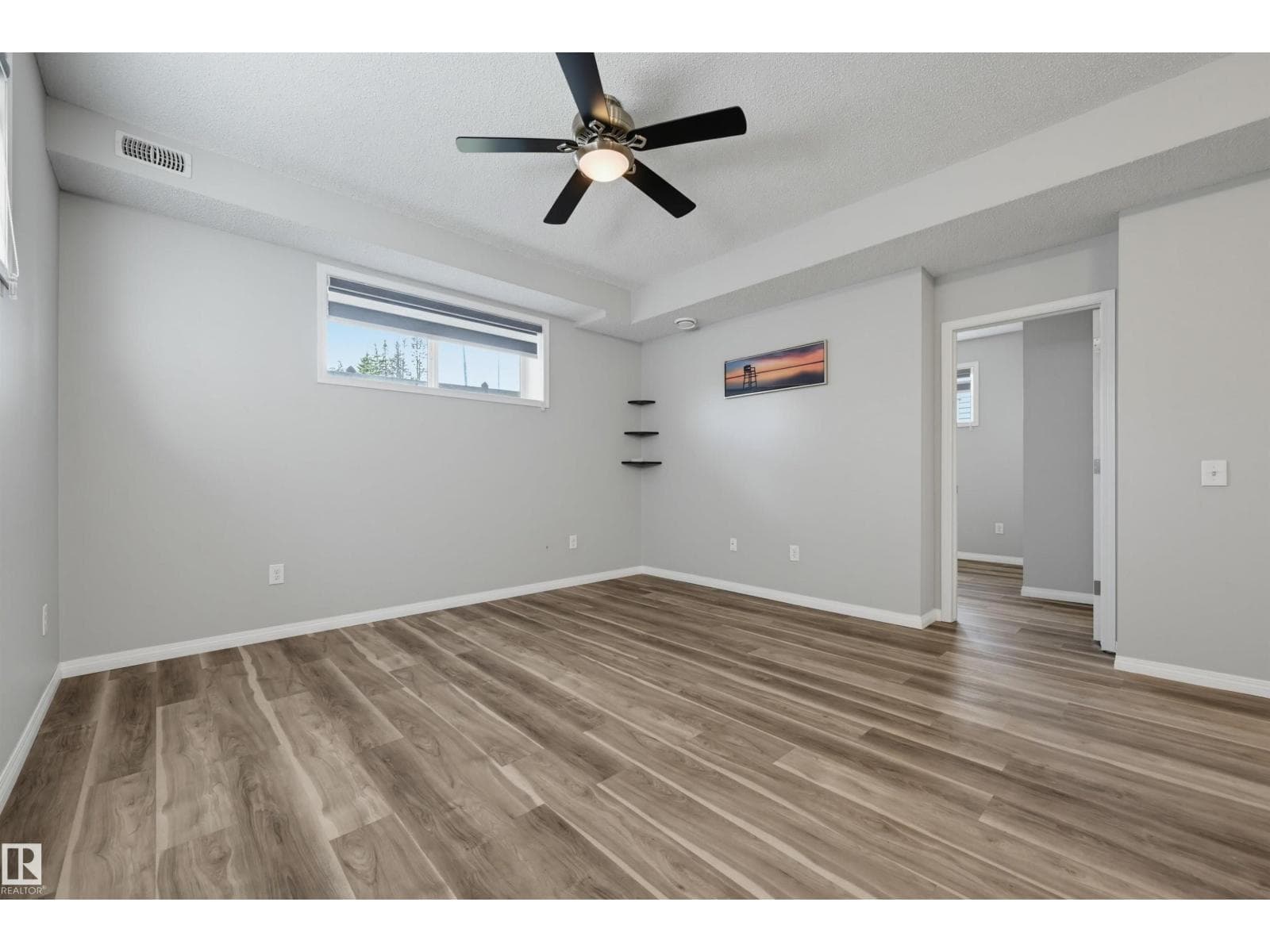 #23 6520 2 AV SW — photo 5