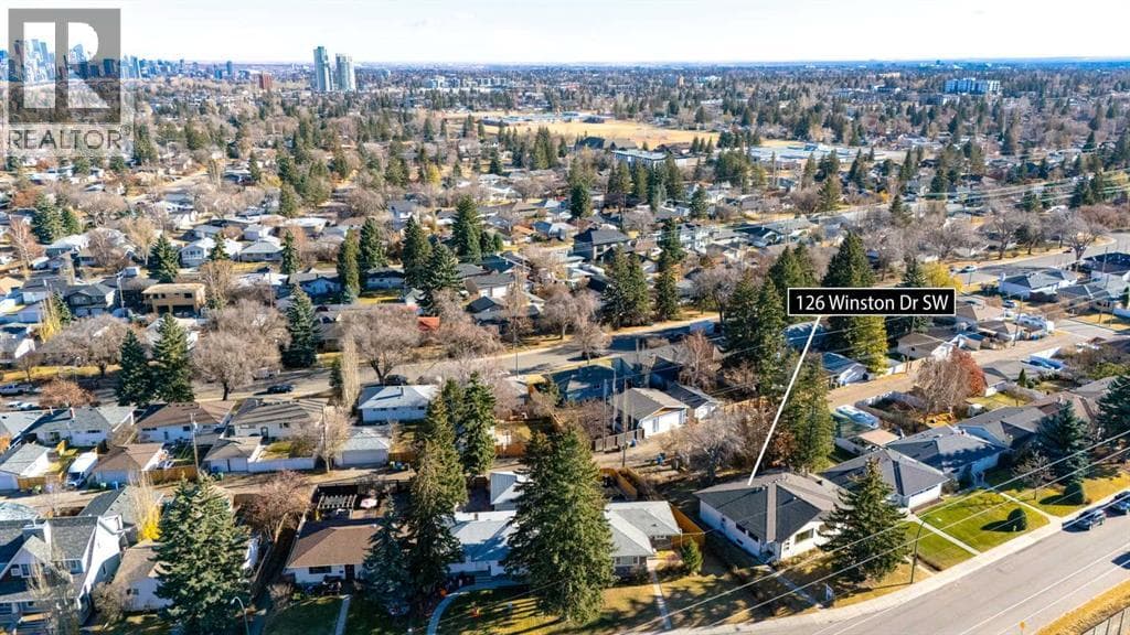 126 Winston Drive SW