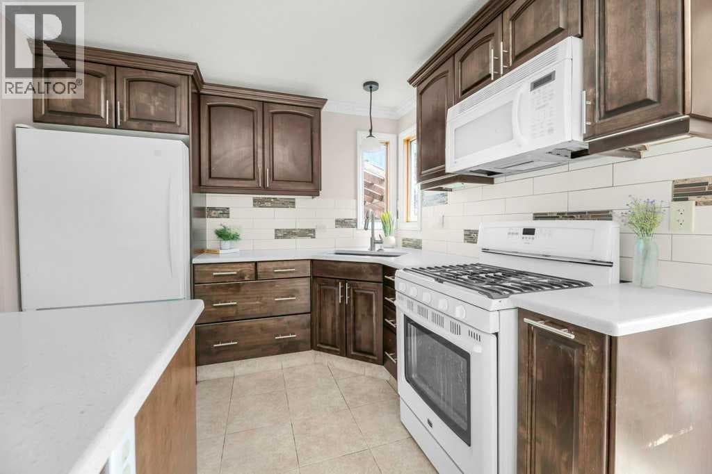 65 Wiltshire Boulevard — photo 4