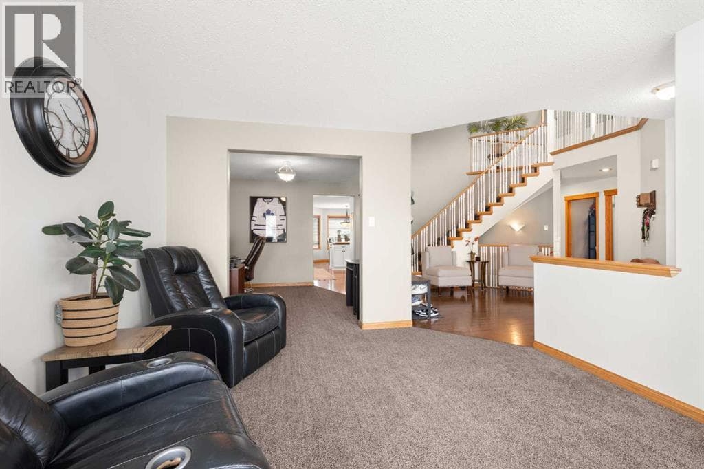120 Prairie Drive NE — photo 5