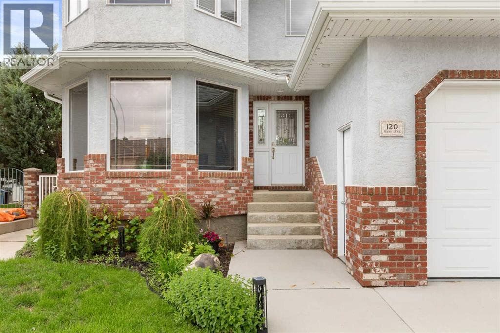 120 Prairie Drive NE — photo 2