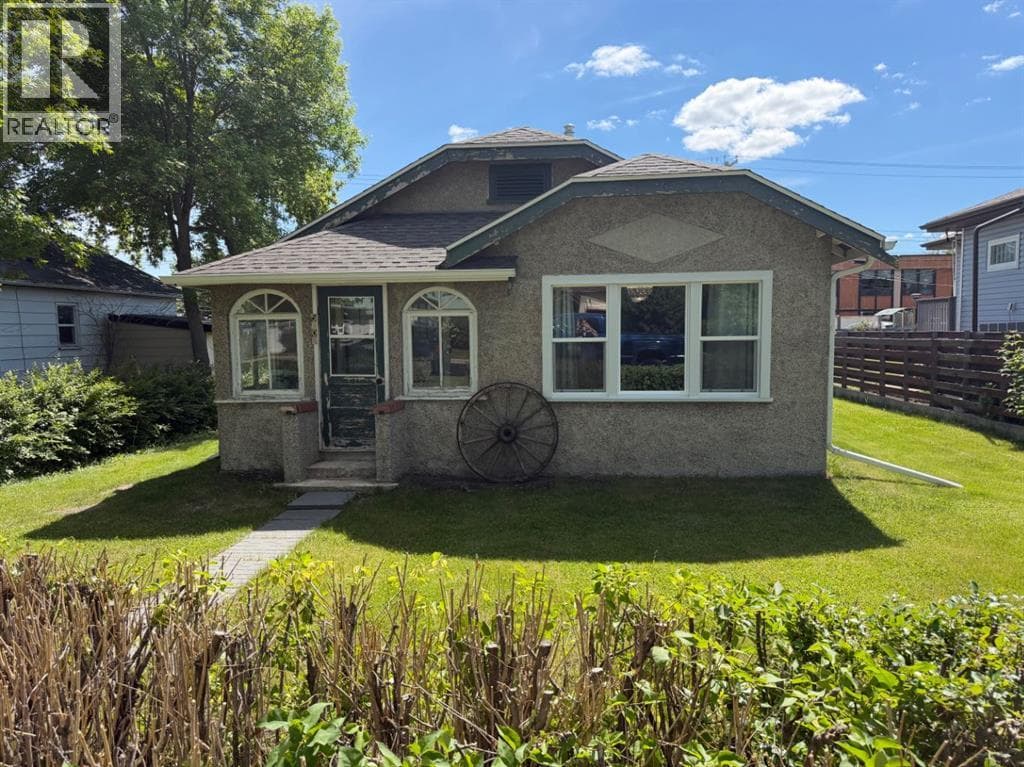 5003 55 Ave