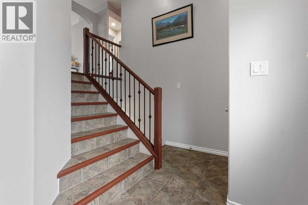 432 Firelight Point W — photo 3