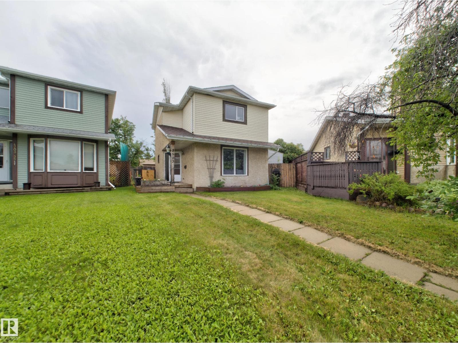 3503 42A AV NW — photo 2