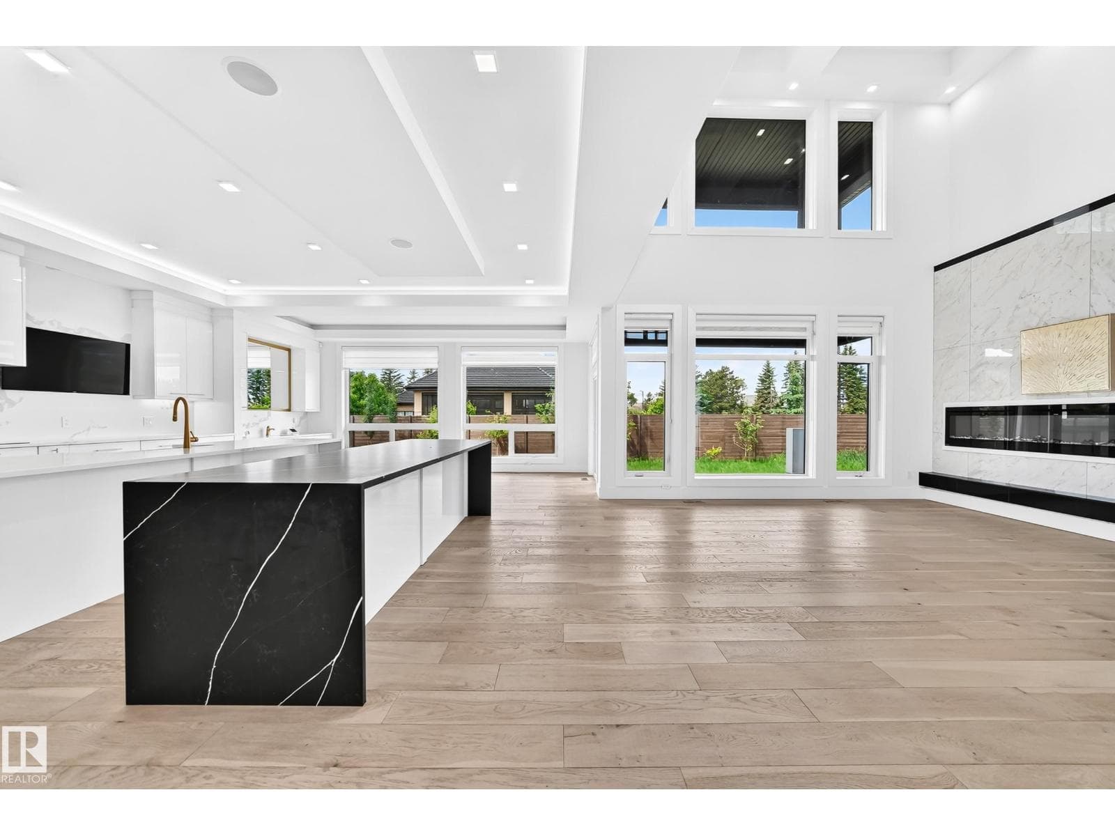 2747 WHEATON DR NW — photo 3