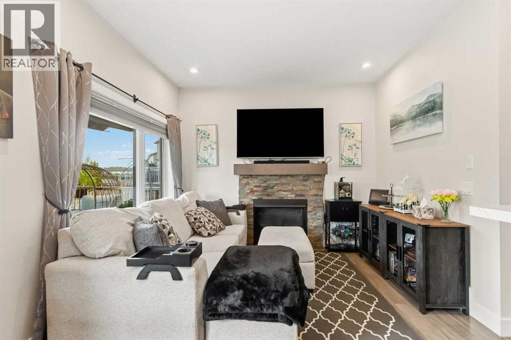 249 Siltstone Place — photo 3