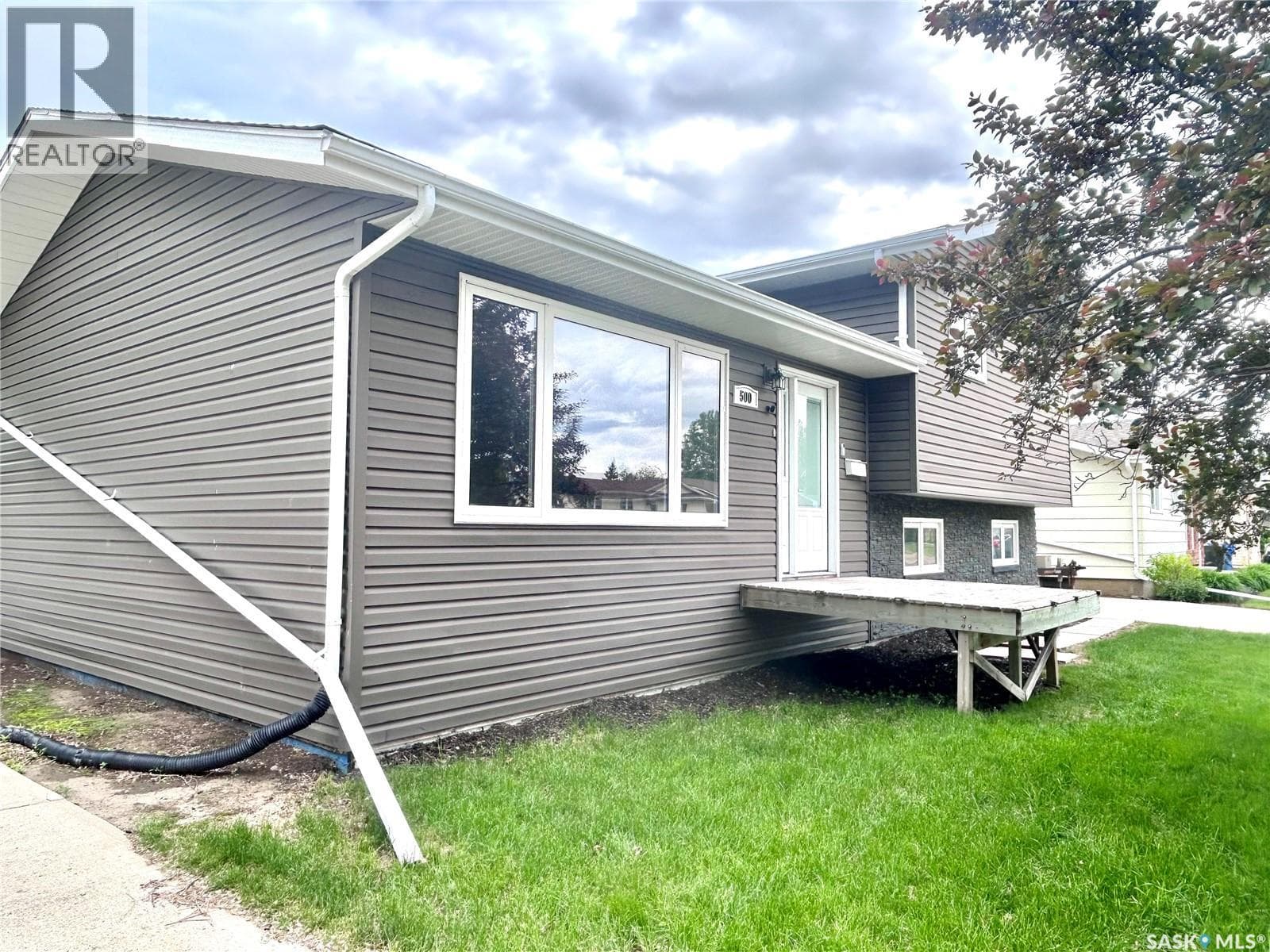 500 WILLOW BAY — photo 3