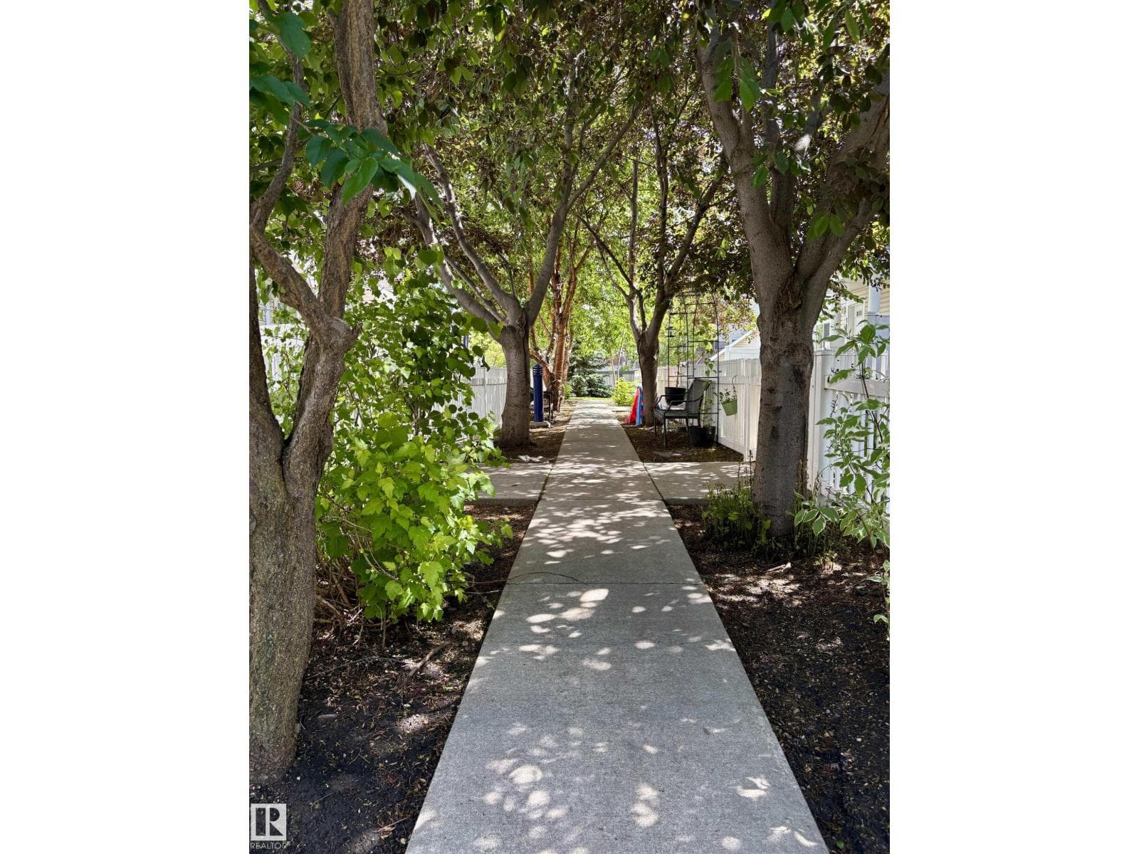 #184 1804 70 ST SW — photo 3