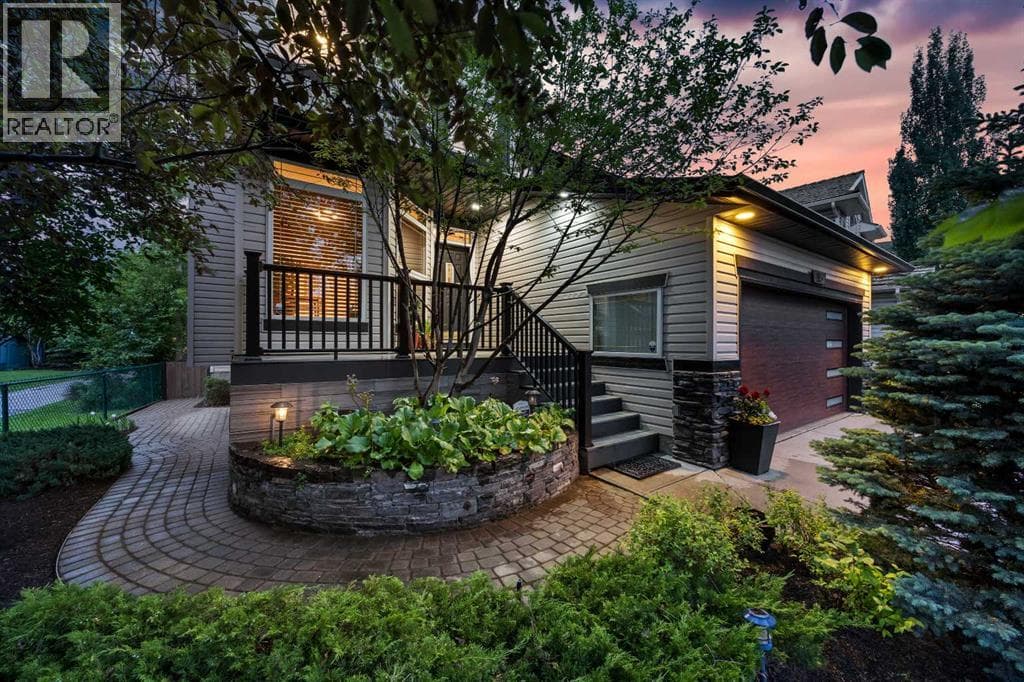 15 Douglas Glen Heights SE — photo 2