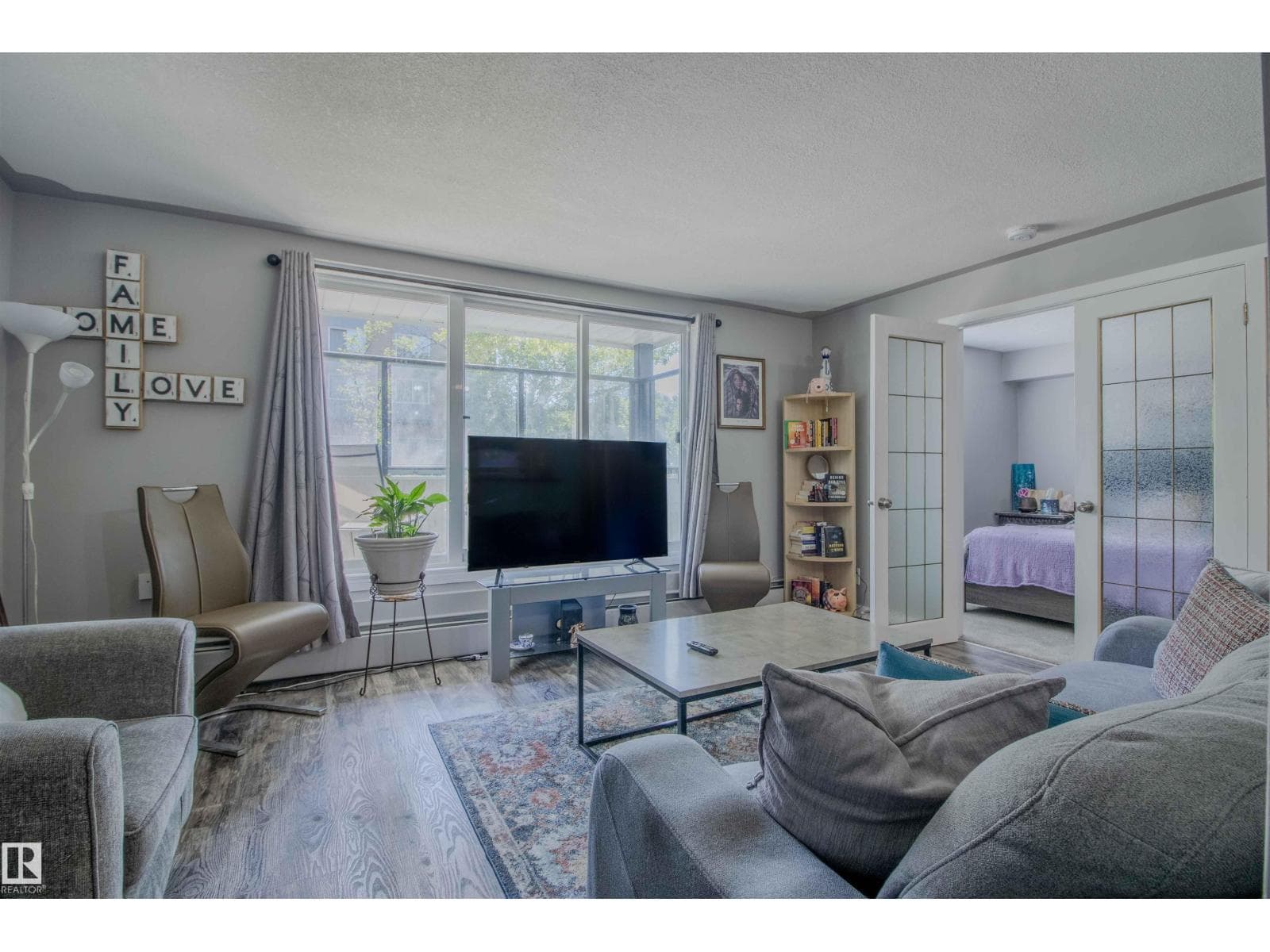 #27 11010 124 ST NW