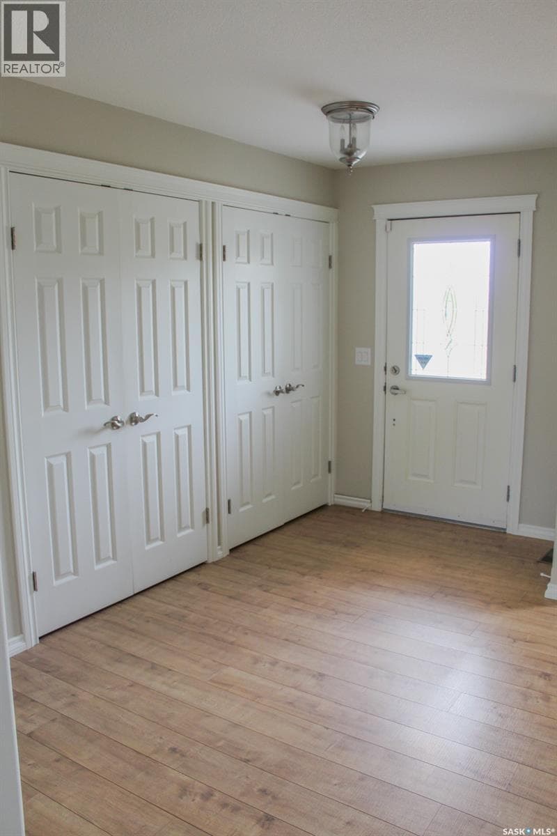118 Babington AVENUE W — photo 5