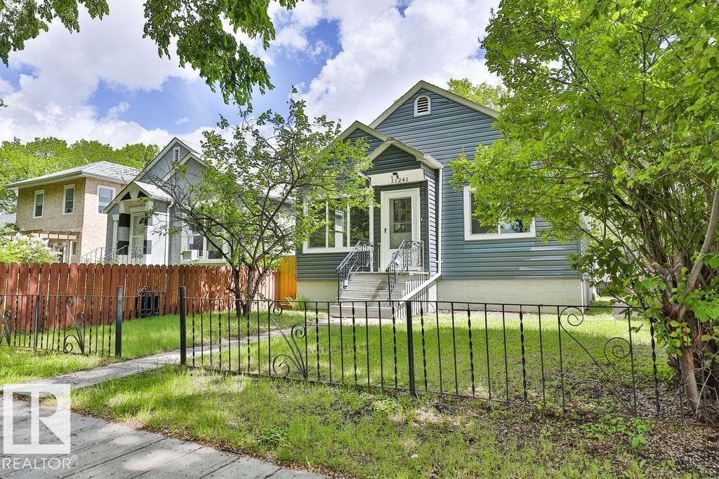 11241 88 ST NW