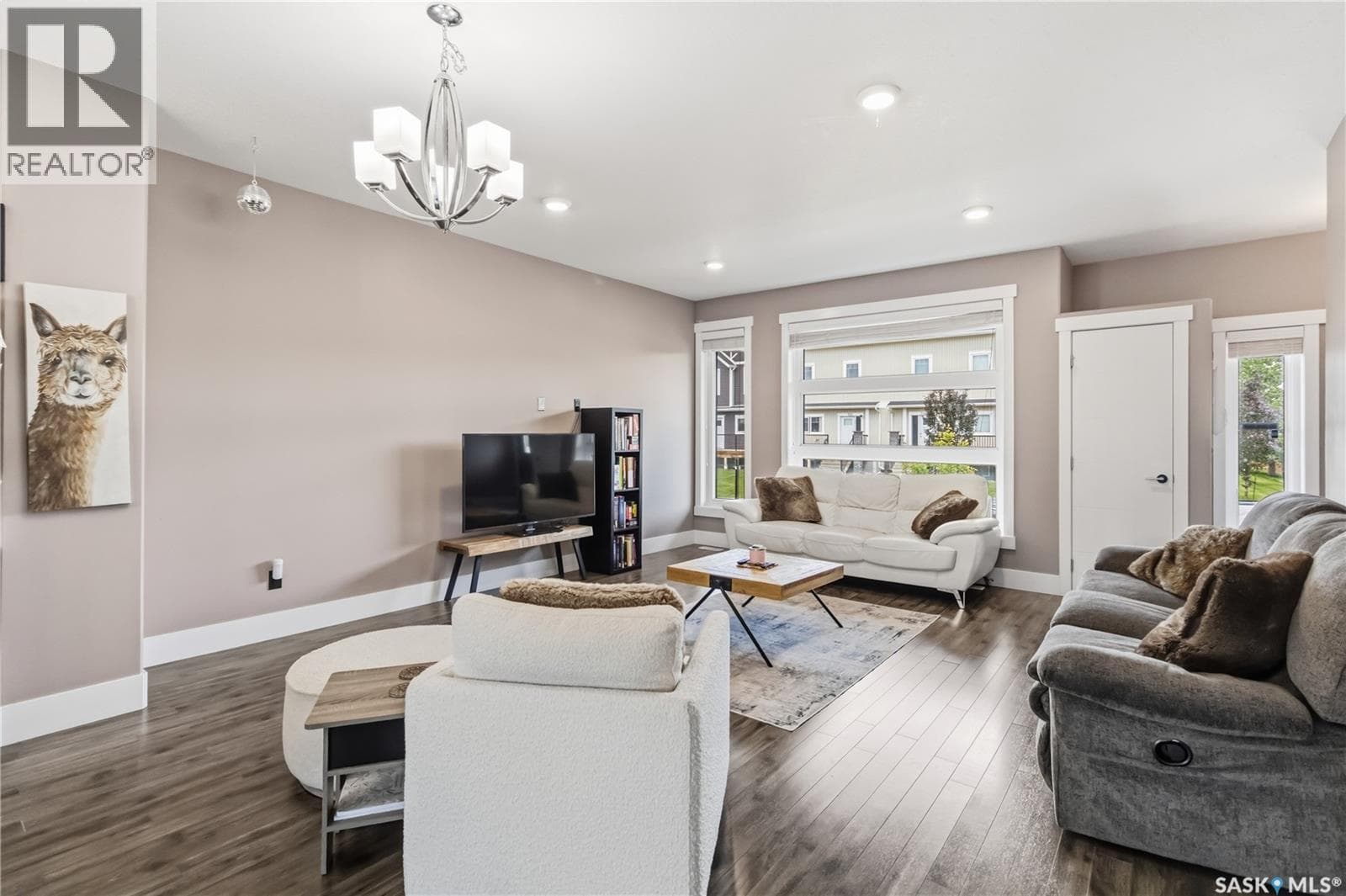 527 Kloppenburg CRESCENT — photo 4