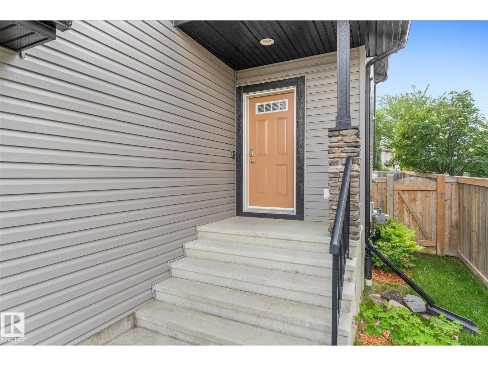 21 HARTWICK CT — photo 4