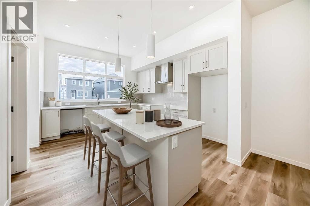 36 Mercado Road SE — photo 2