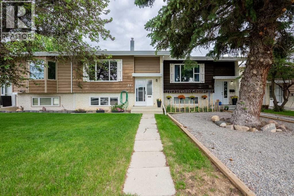 23 Selkirk Road W
