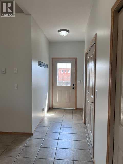 A, 4813 49 Street W — photo 4