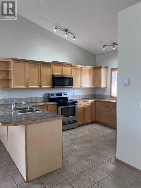 A, 4813 49 Street W — photo 5