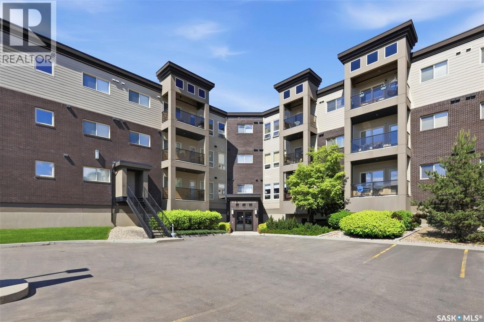 318 115 Willowgrove CRESCENT