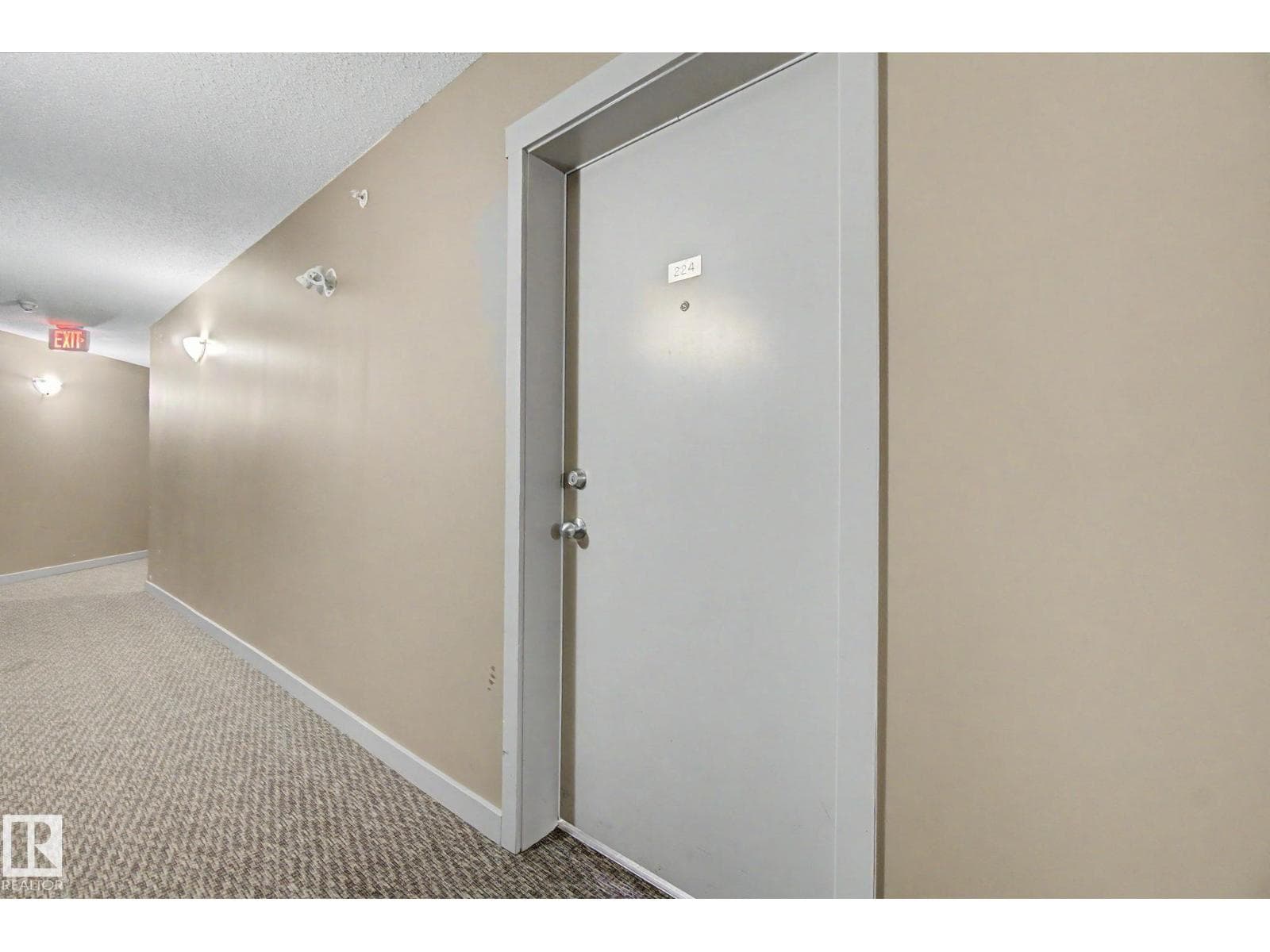 #224 3315 JAMES MOWATT TR SW — photo 4
