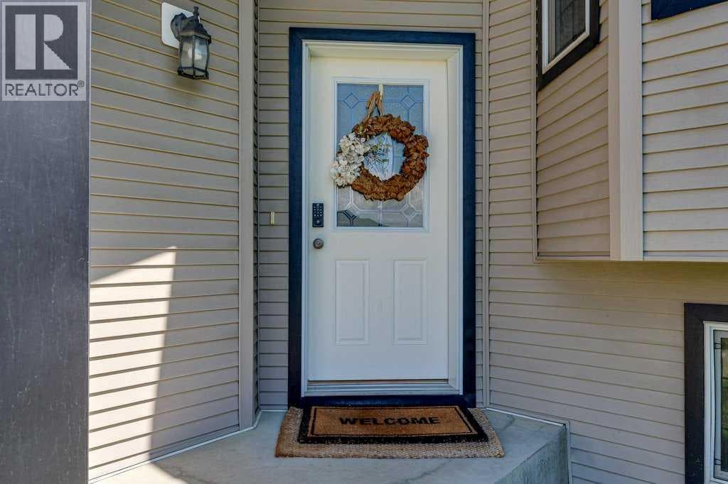 39 Isaacson Crescent — photo 2