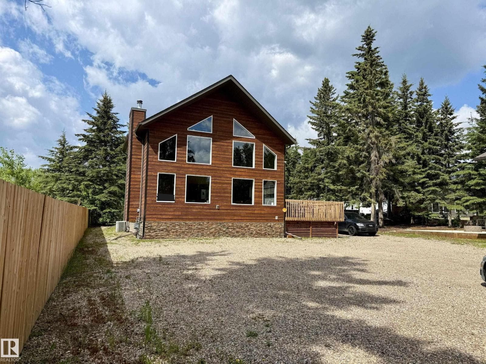 120 Lakeshore DR — photo 3
