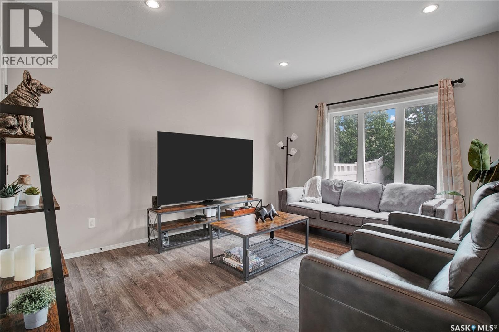 742 150 Langlois WAY — photo 4