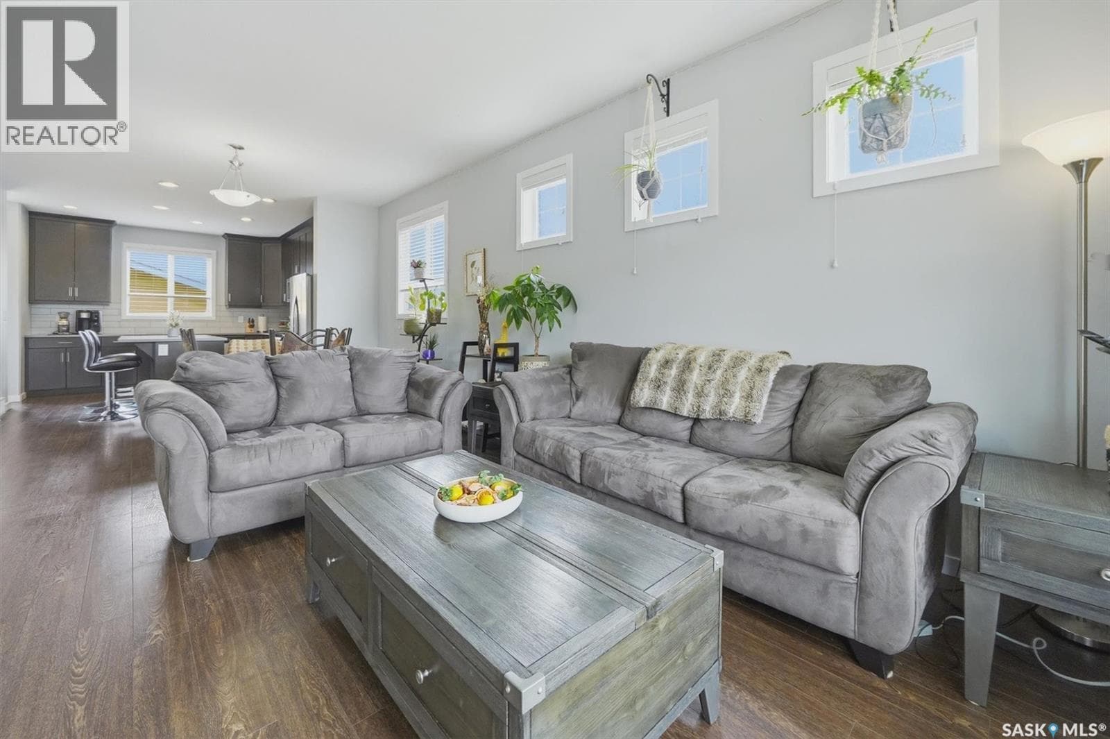 187 Newton WAY — photo 4