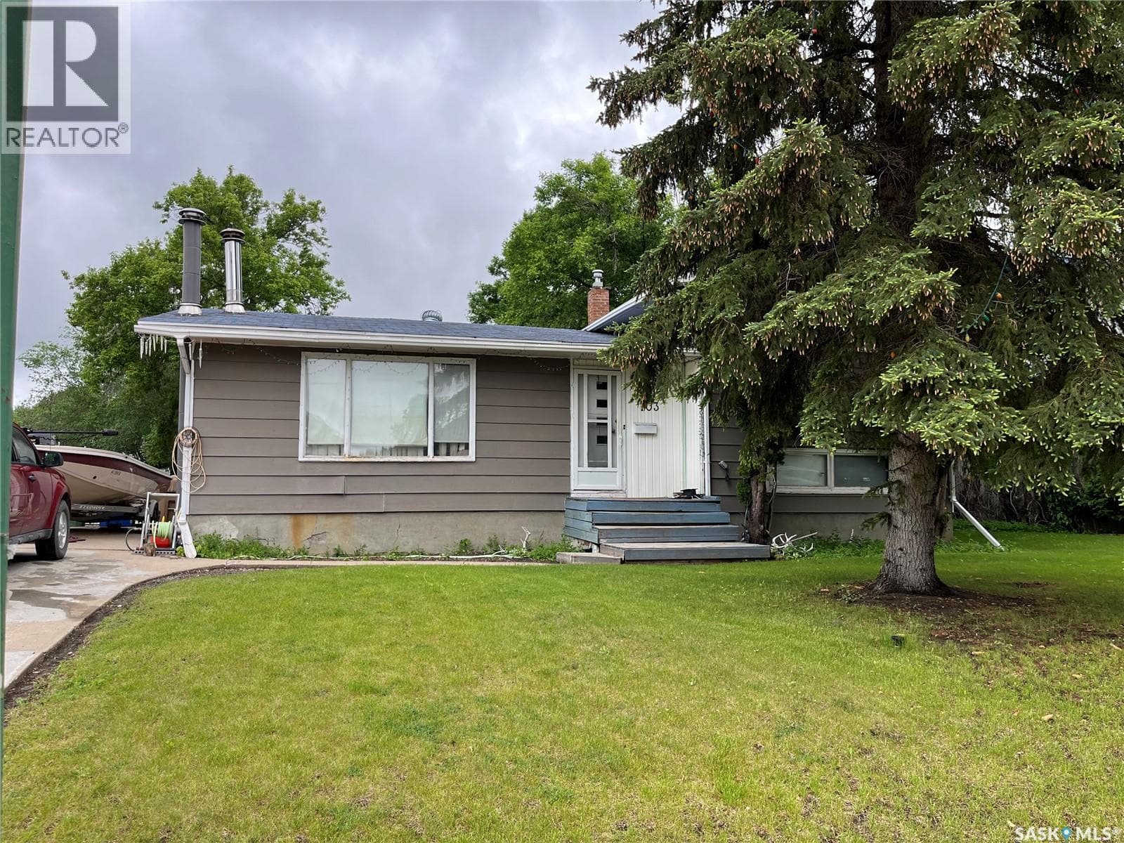 103 Matheson CRESCENT — photo 2