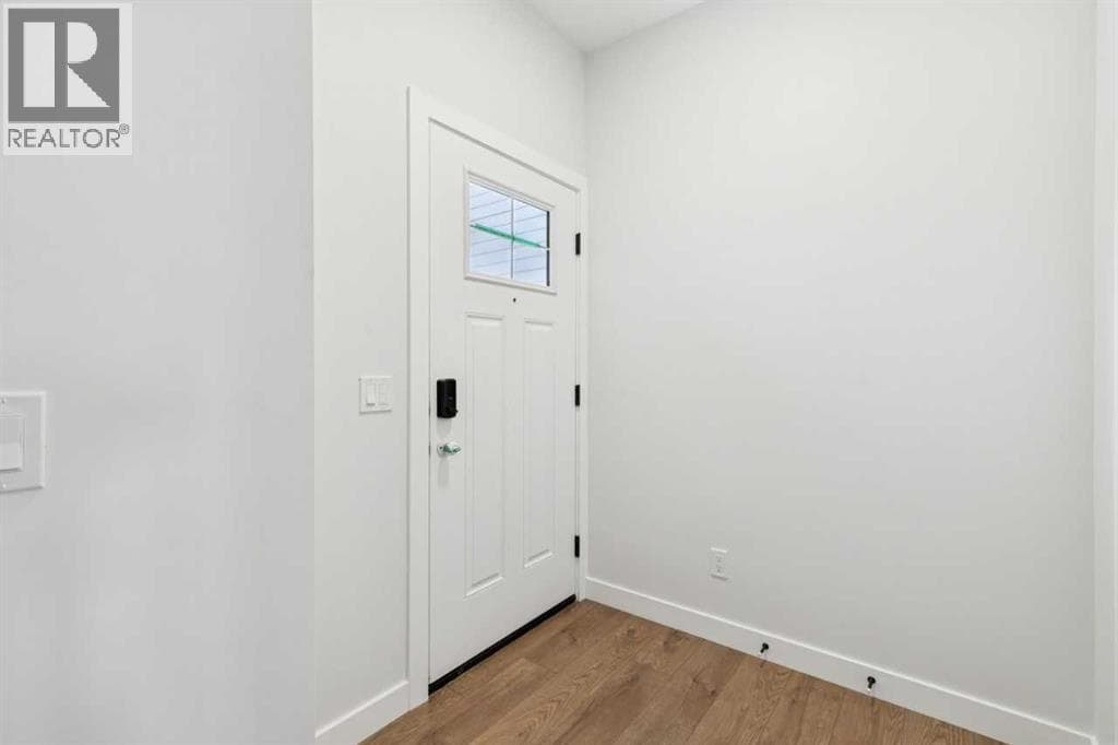 599 Buffaloberry Manor SE — photo 4